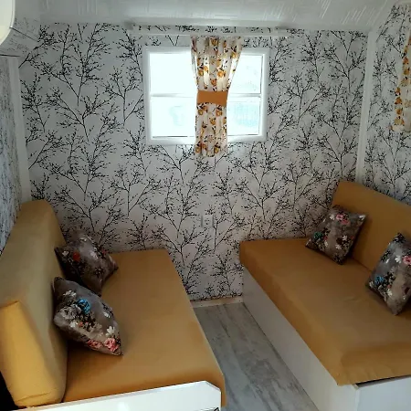 Bellerofon Caravan & * Çıralı