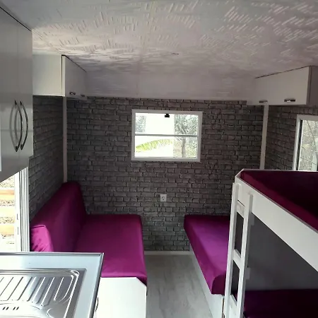 Bellerofon Caravan &