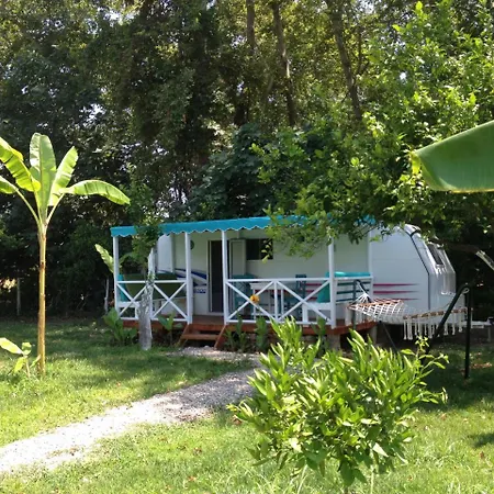 Kamp alanı Bellerofon Caravan &